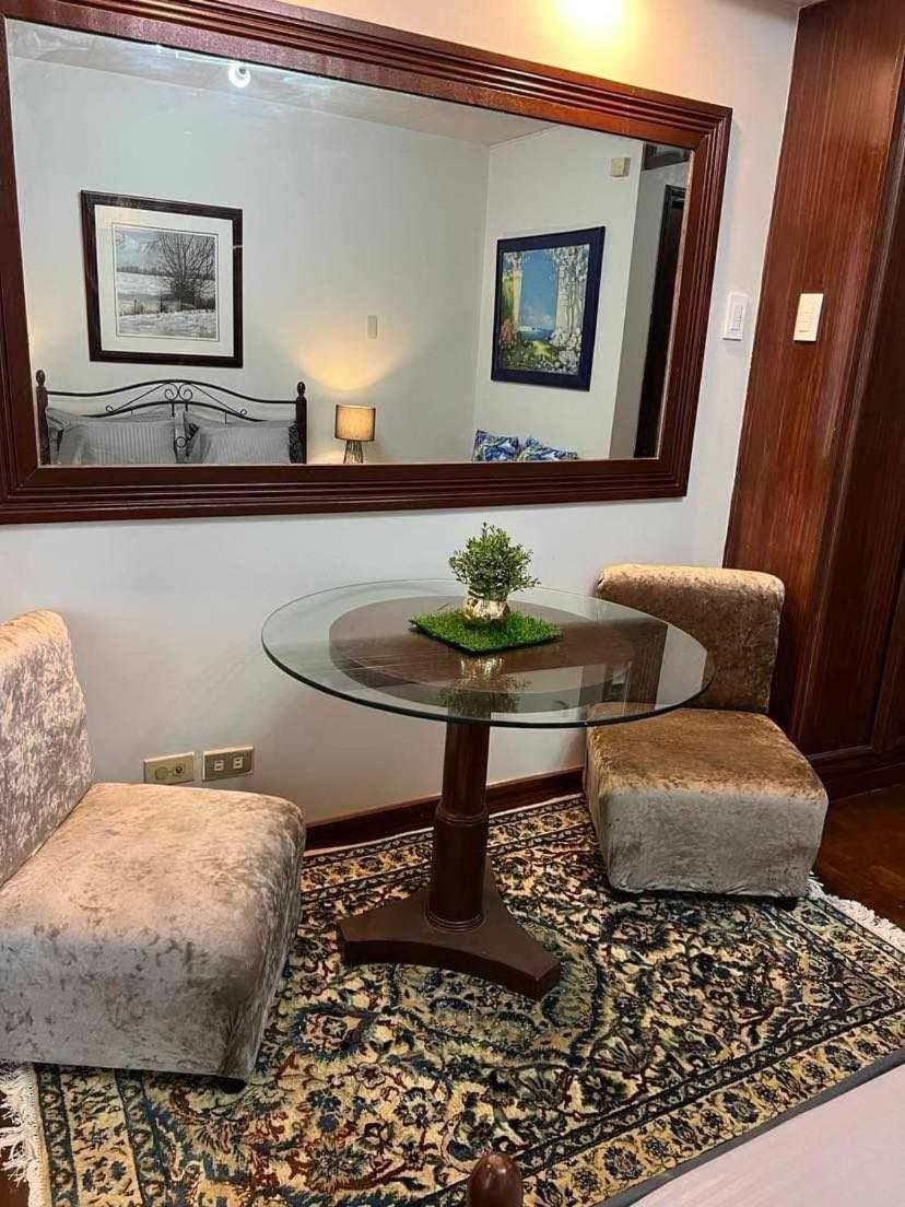 Millennium Plaza Hotel Makati City Kültér fotó