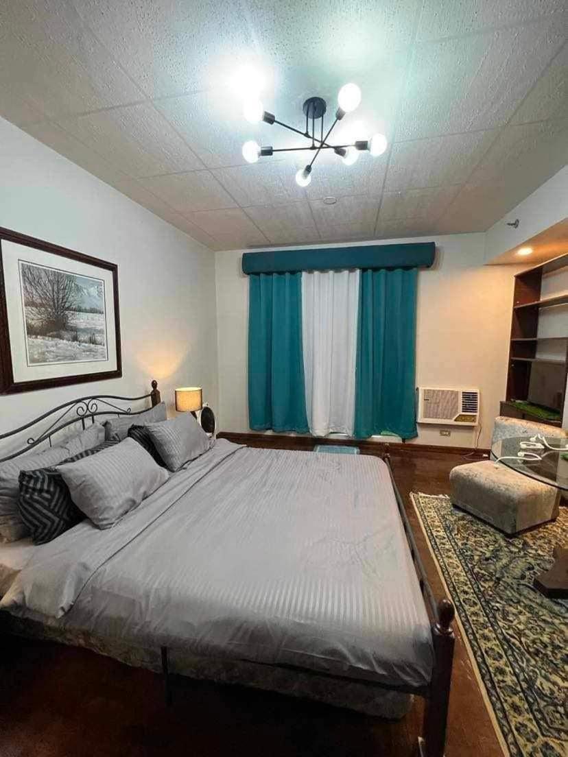 Millennium Plaza Hotel Makati City Kültér fotó